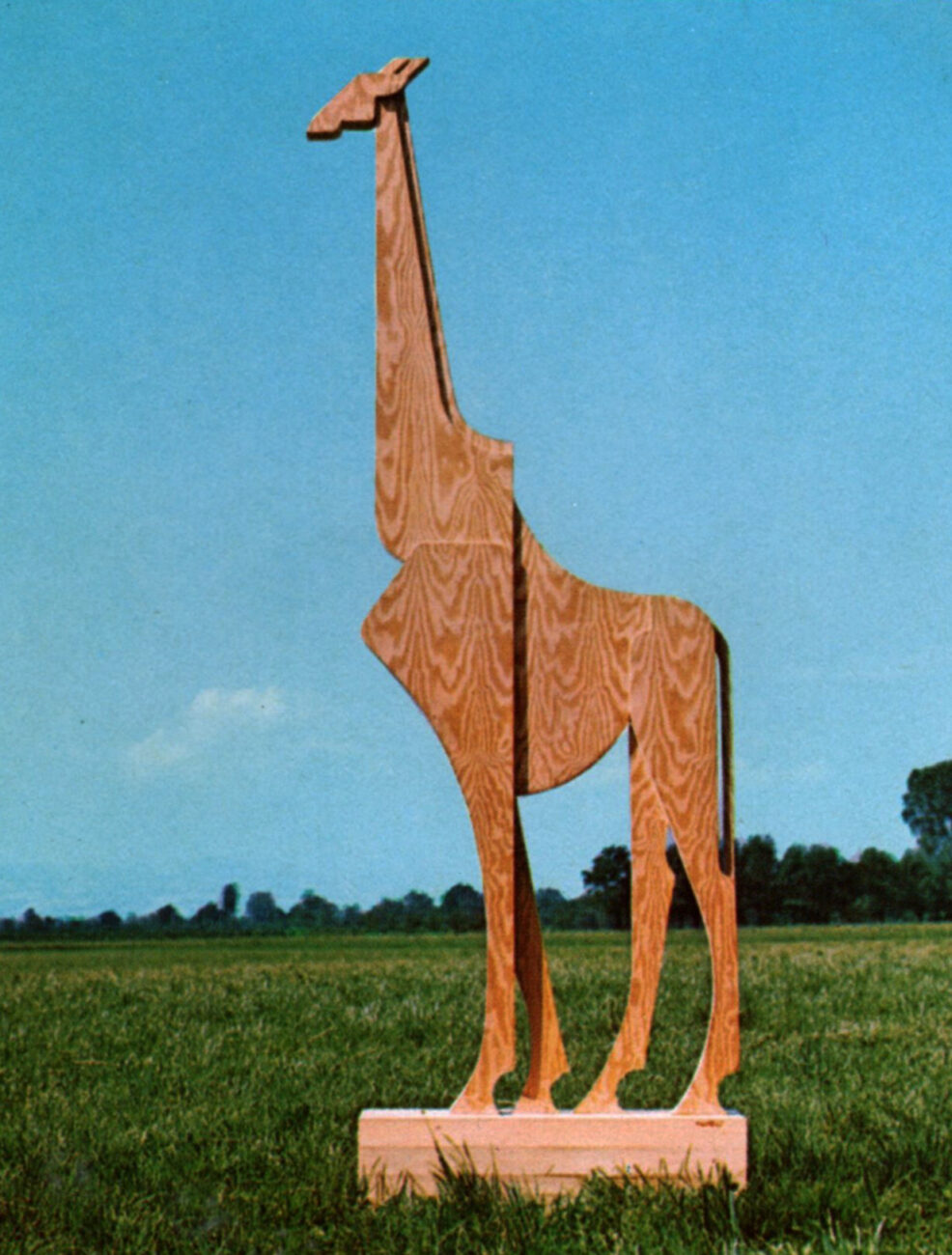 59 1975 giraffa scultura lignea