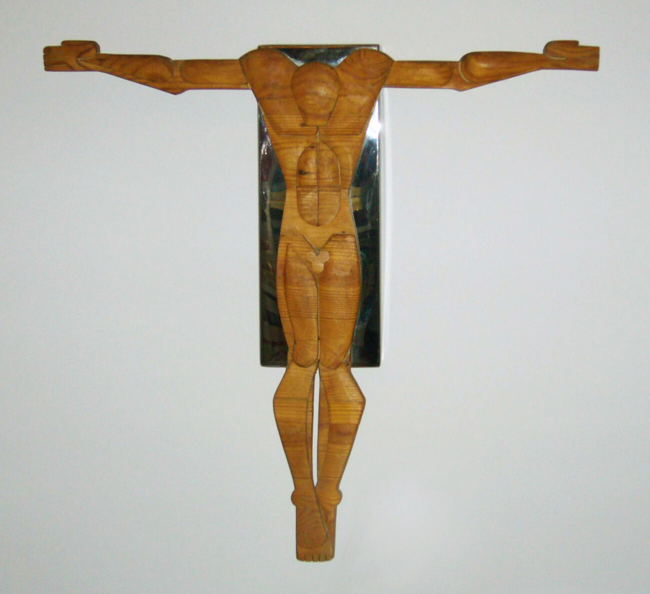 61 1975 Cristo bassorilievo legno e acciaio