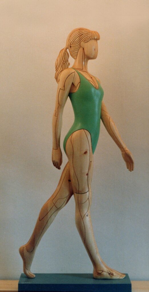1989 donna costume verde, scultura lignea policroma